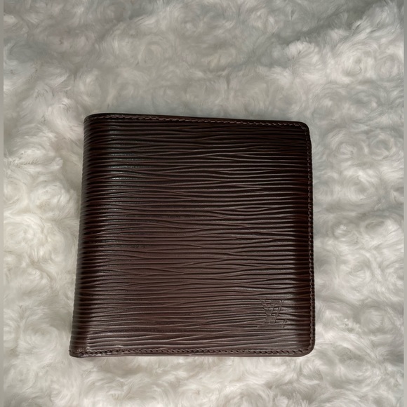 Louis Vuitton Mens Mocha Marco wallet ๐ค - Picture 1 of 11